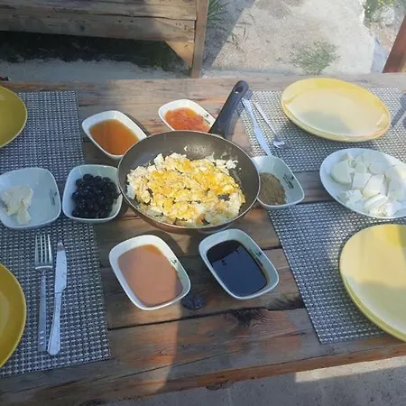 Atalante Vilă Faralya